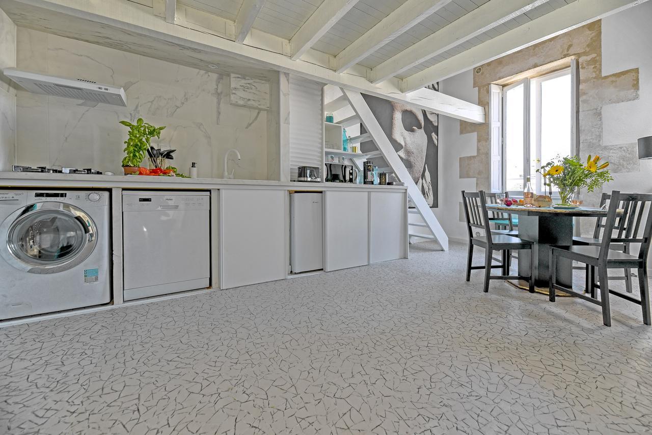 Appartement Romanite Nimes Bagian luar foto