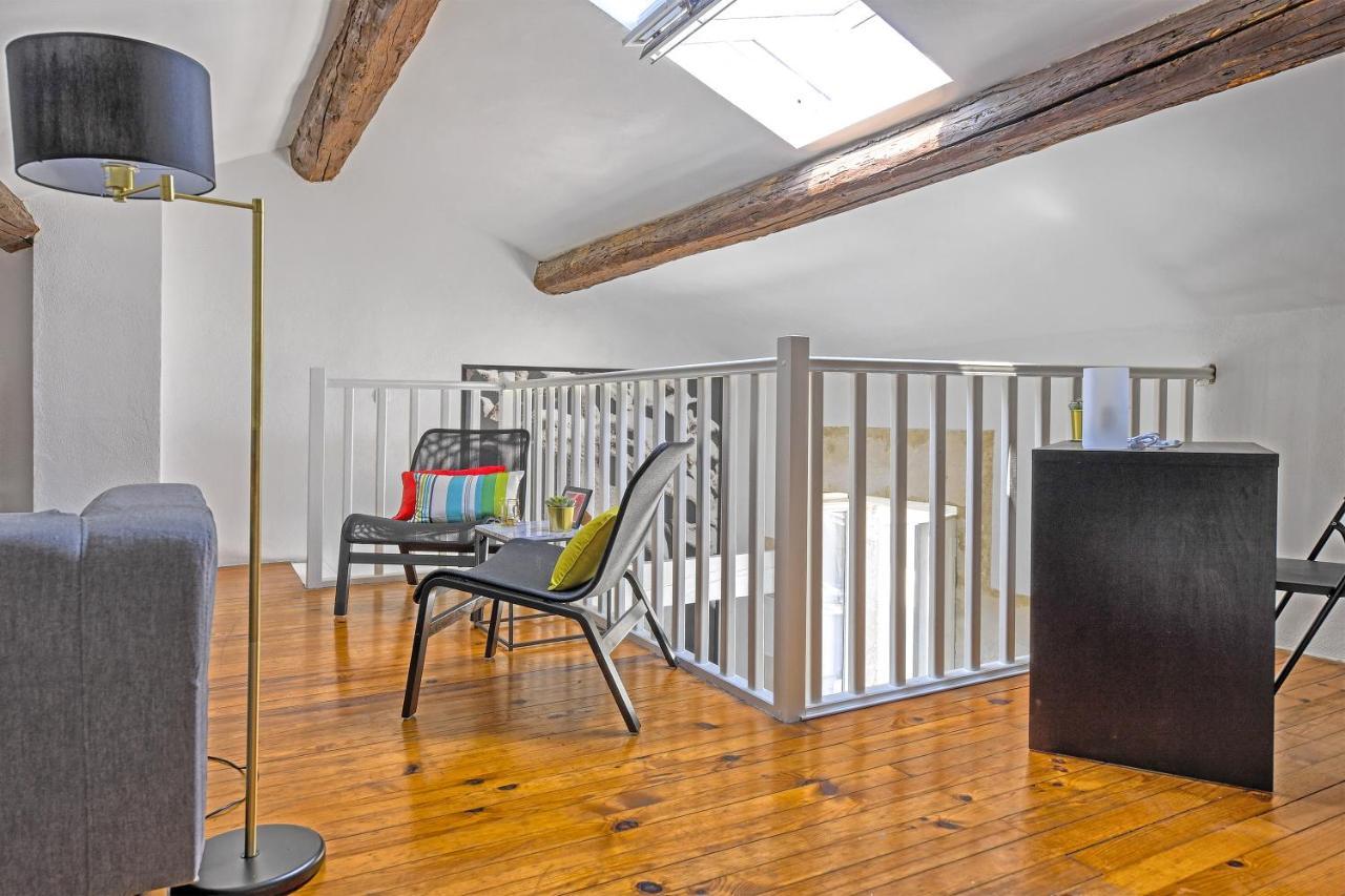 Appartement Romanite Nimes Bagian luar foto